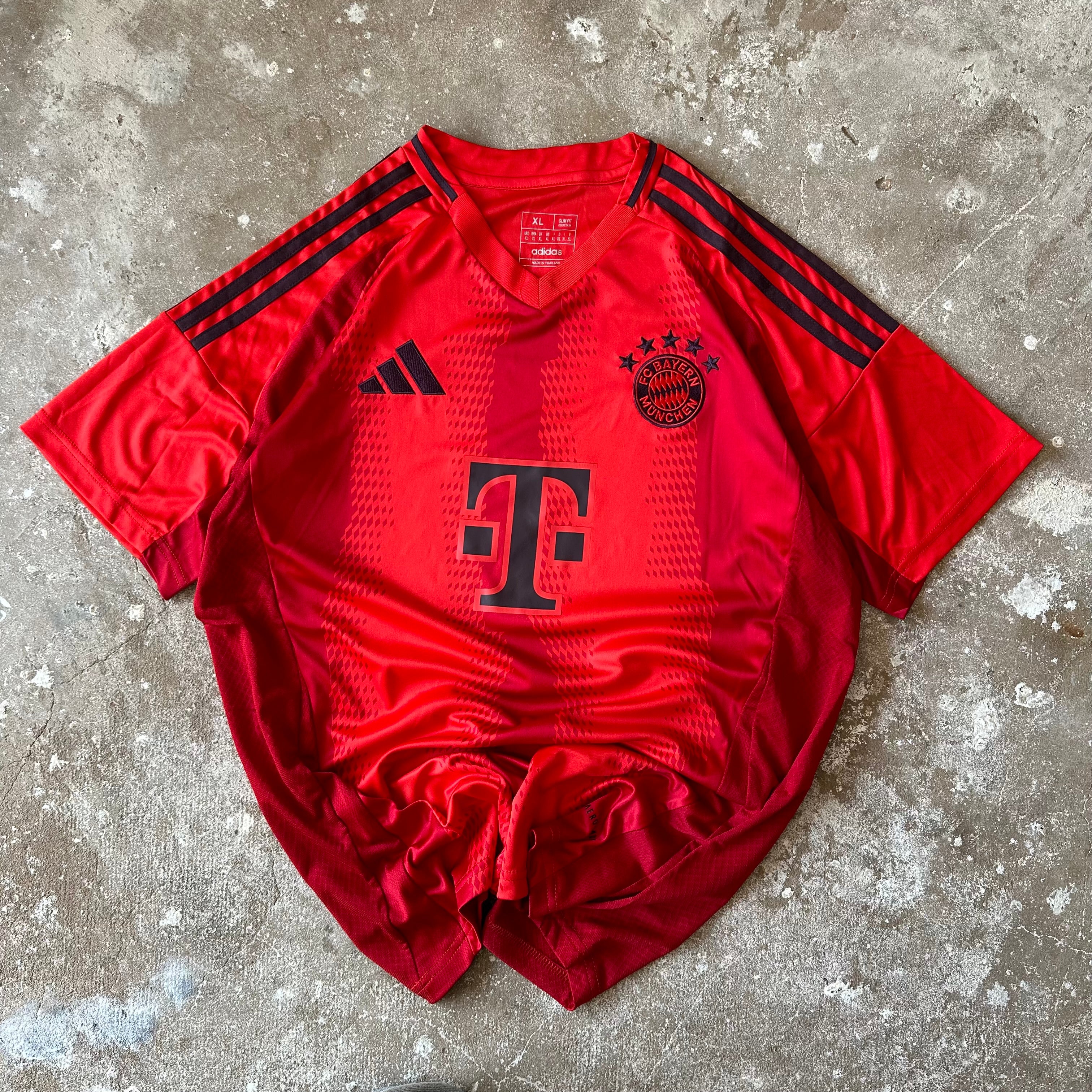 Adidas FC Bayern Jersey - 2XL